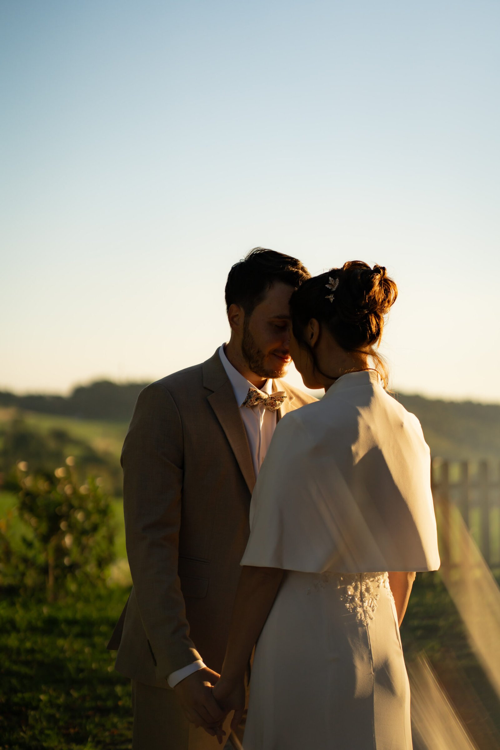 Un couple rigolant beaucoup